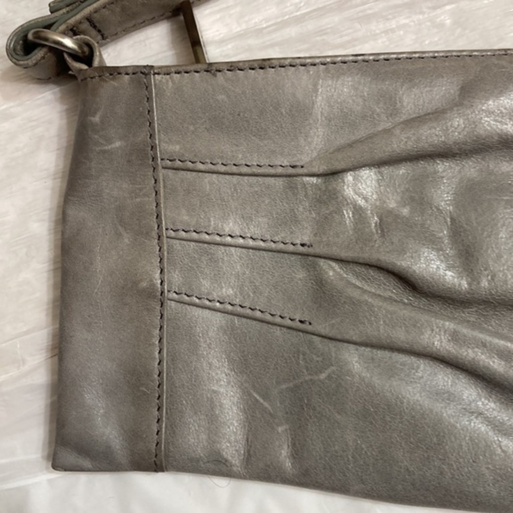 Hobo gray leather wristlet clutch bag - Picture 7 of 12
